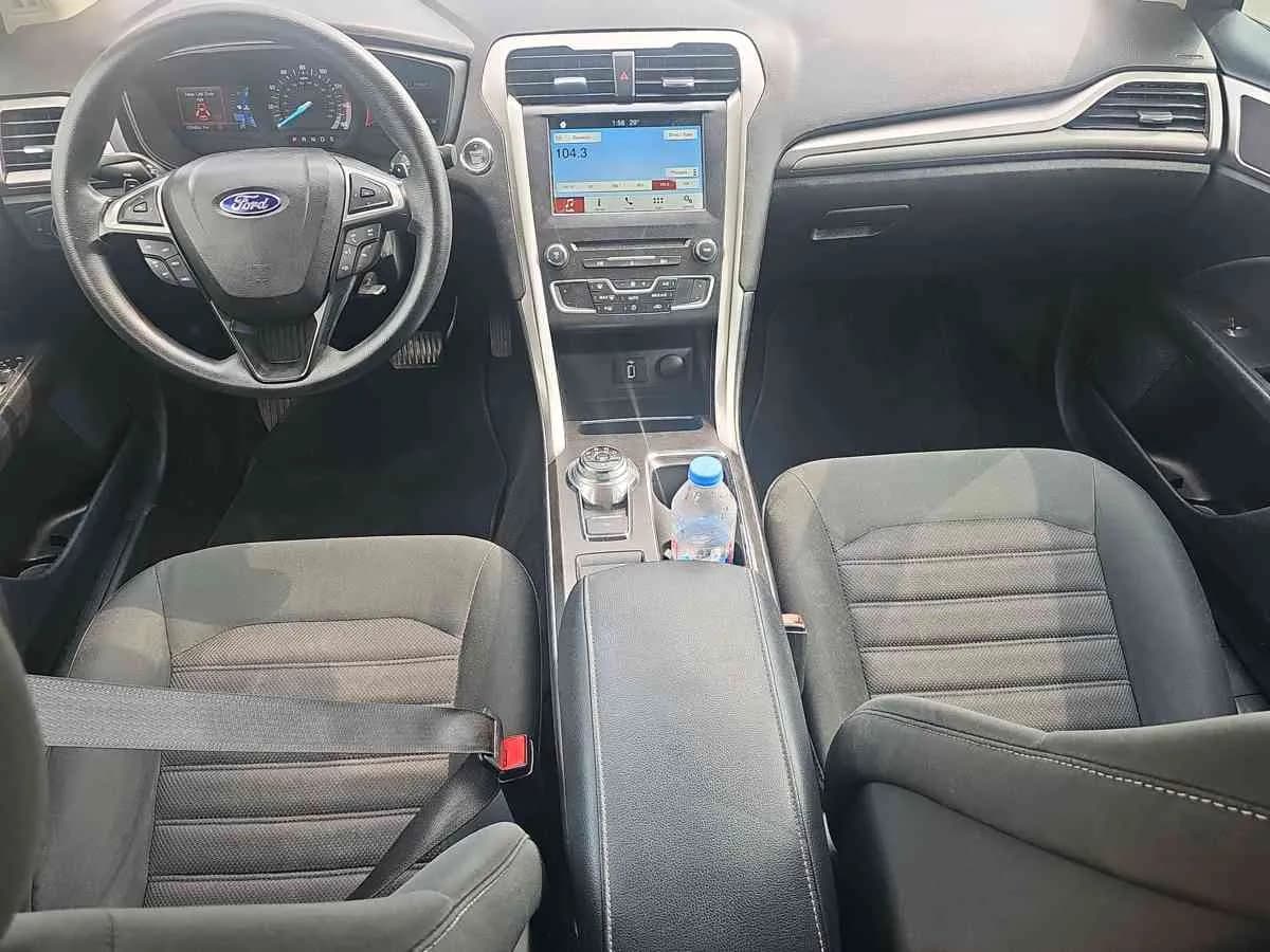 FORD Fusion - 8