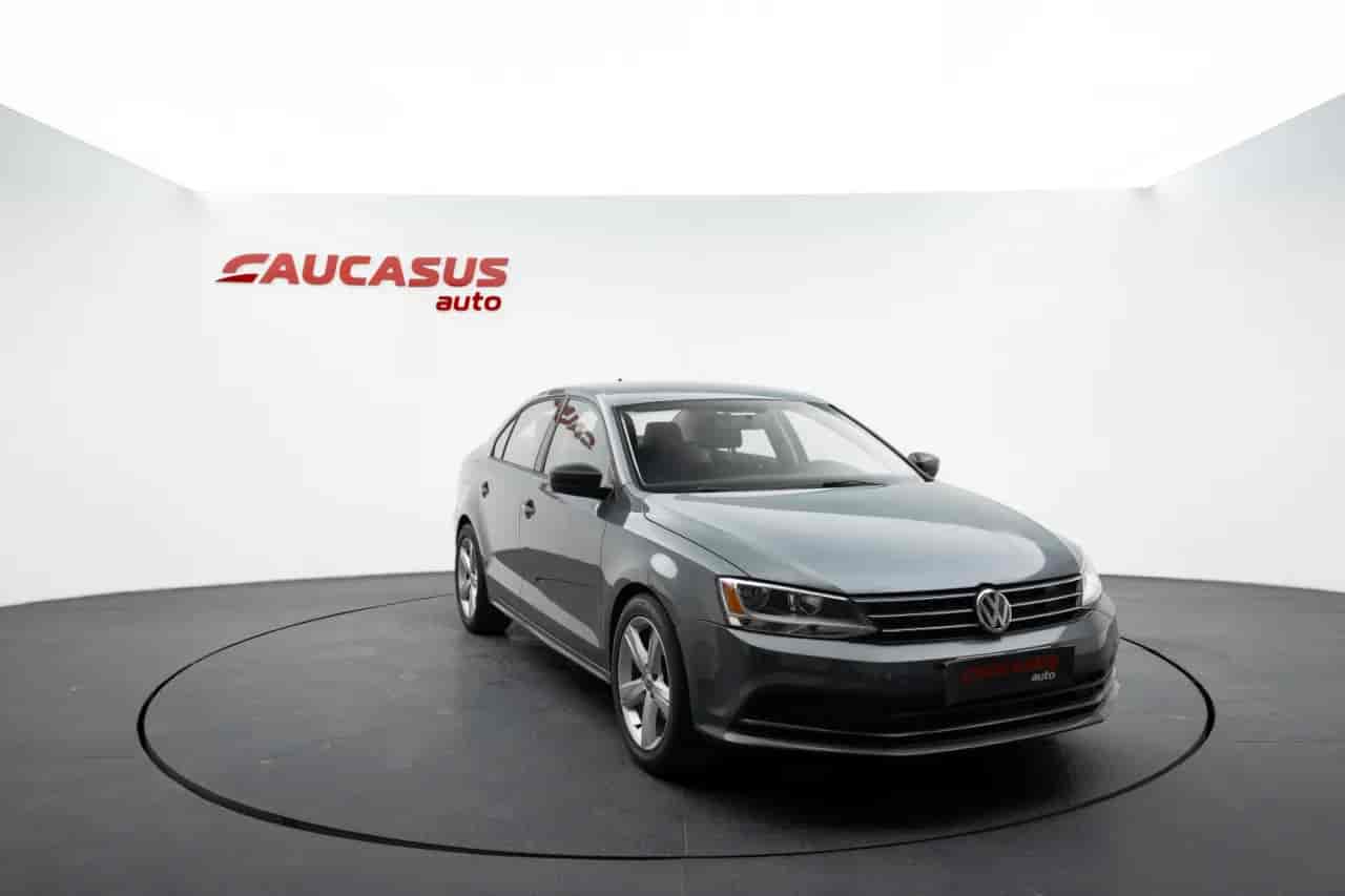 VOLKSWAGEN Jetta - 3