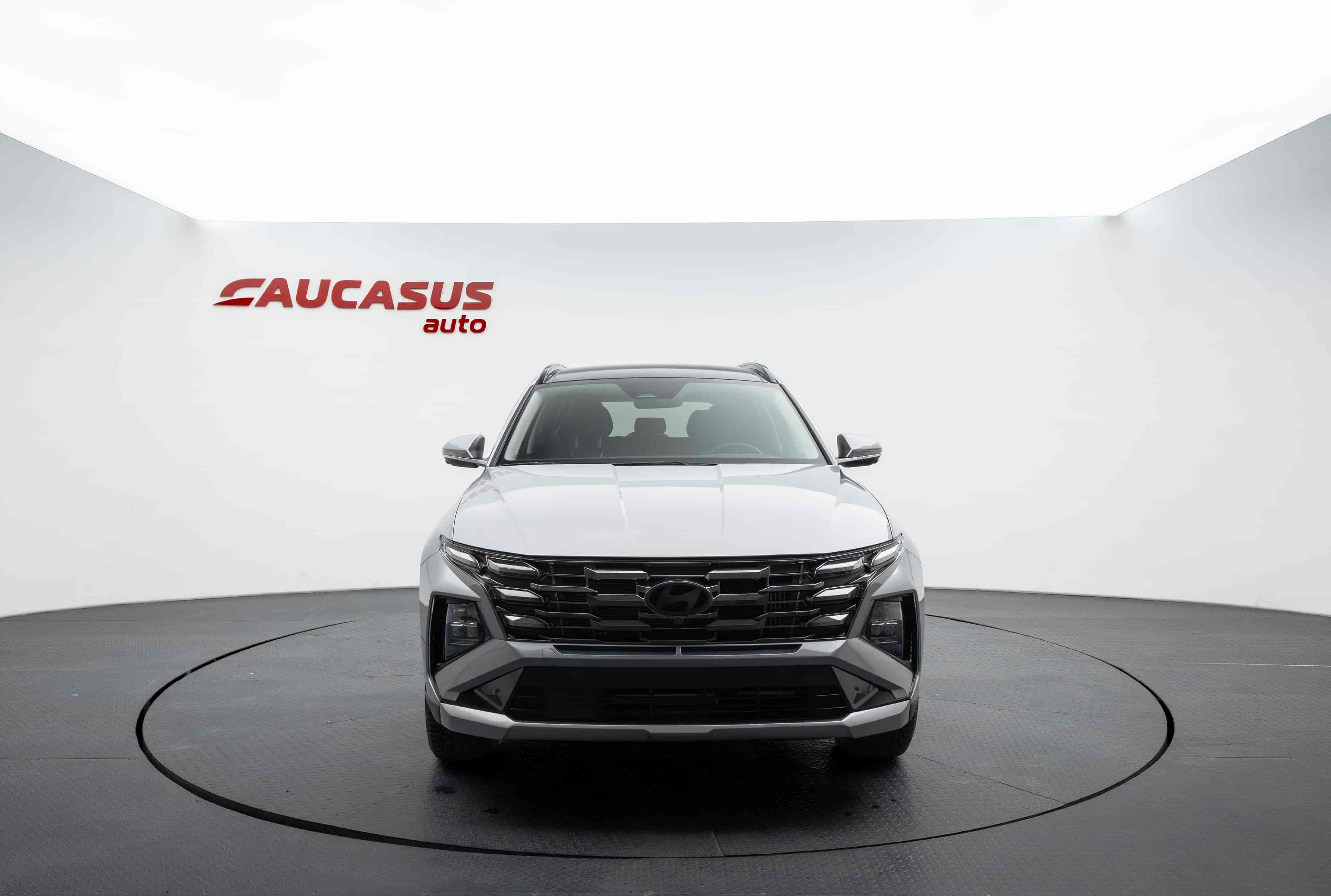 HYUNDAI Tucson - 2