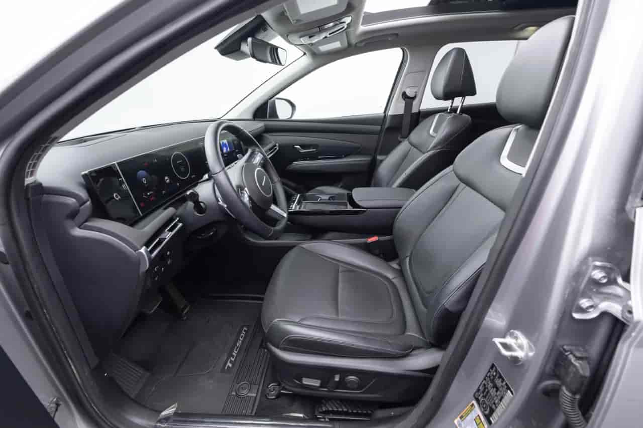 HYUNDAI Tucson - 10