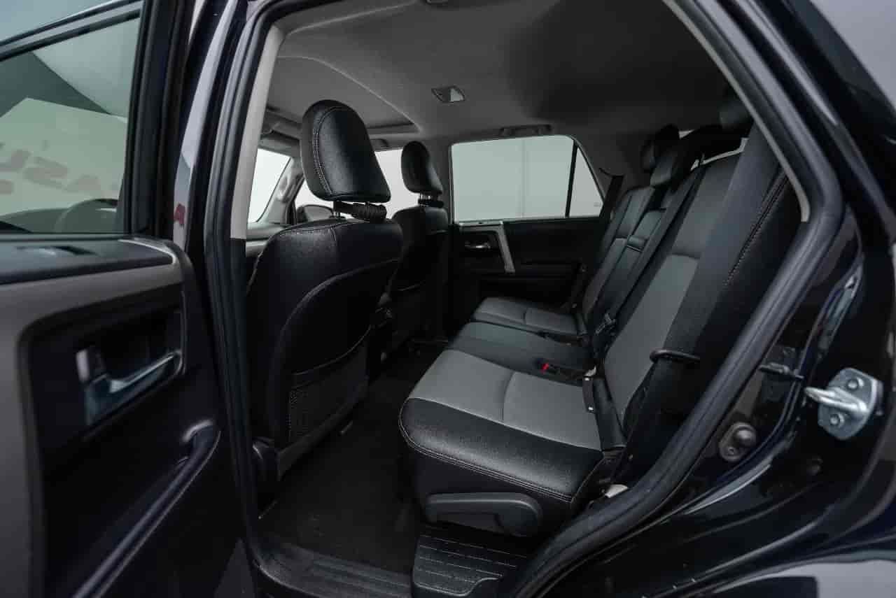 TOYOTA 4Runner - 8