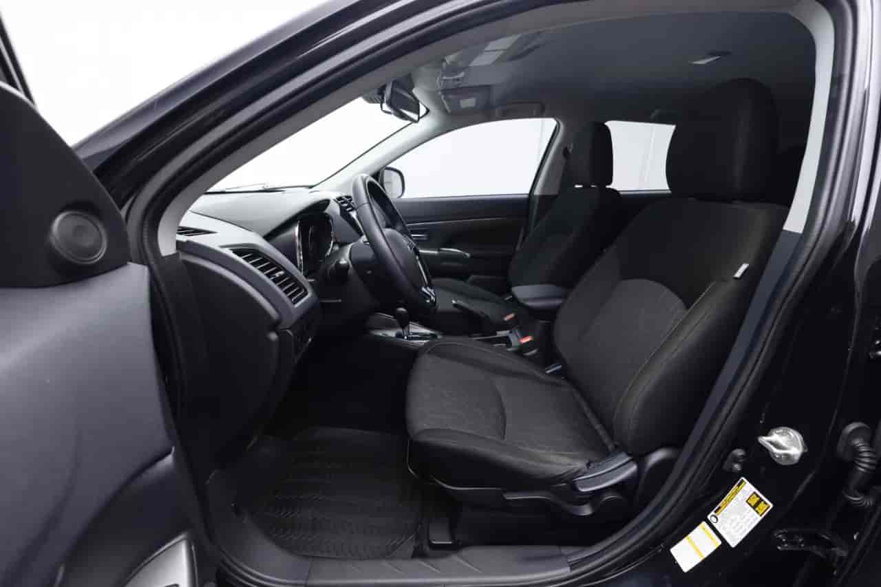 MITSUBISHI Outlander Sport - 10