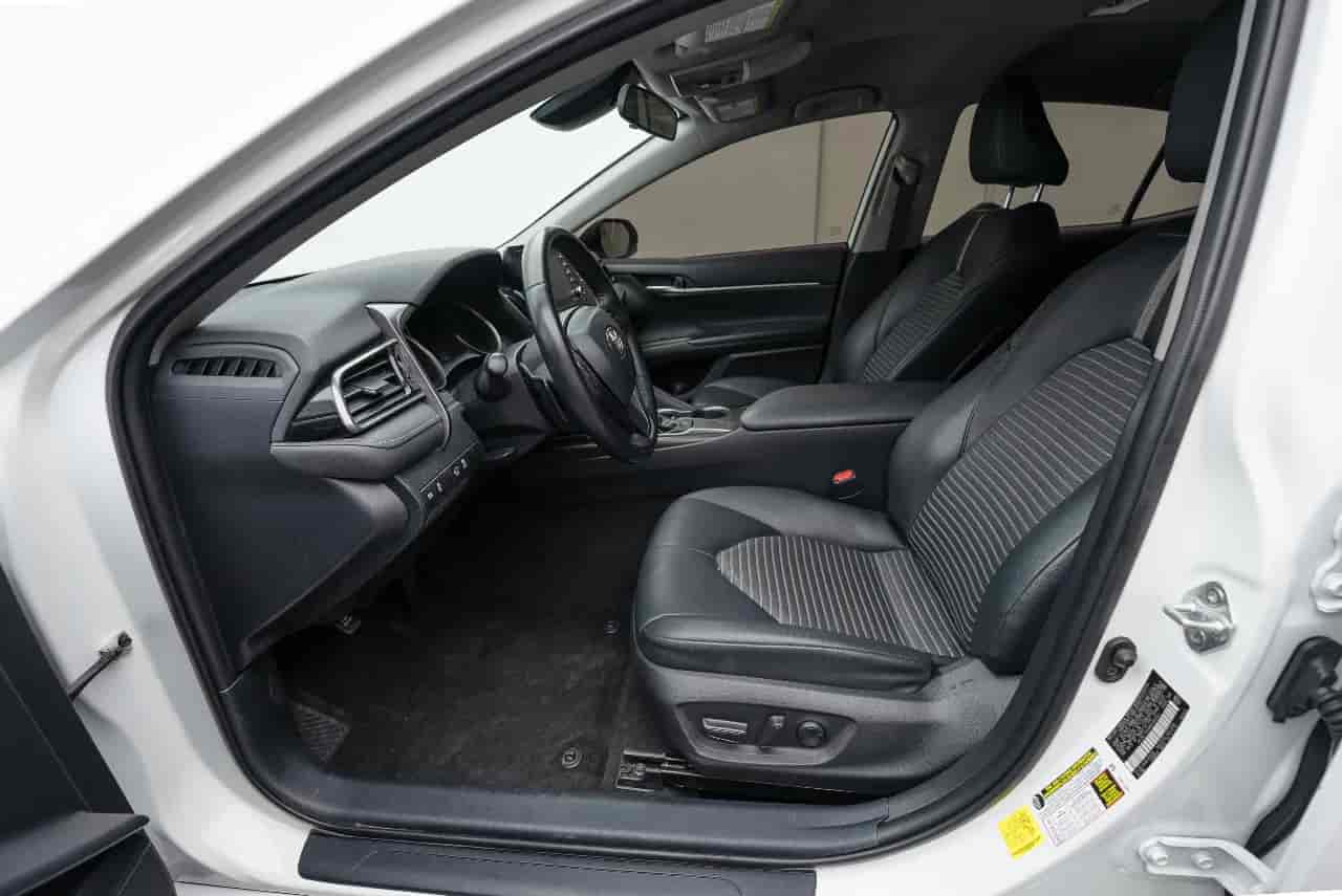 TOYOTA Camry - 9