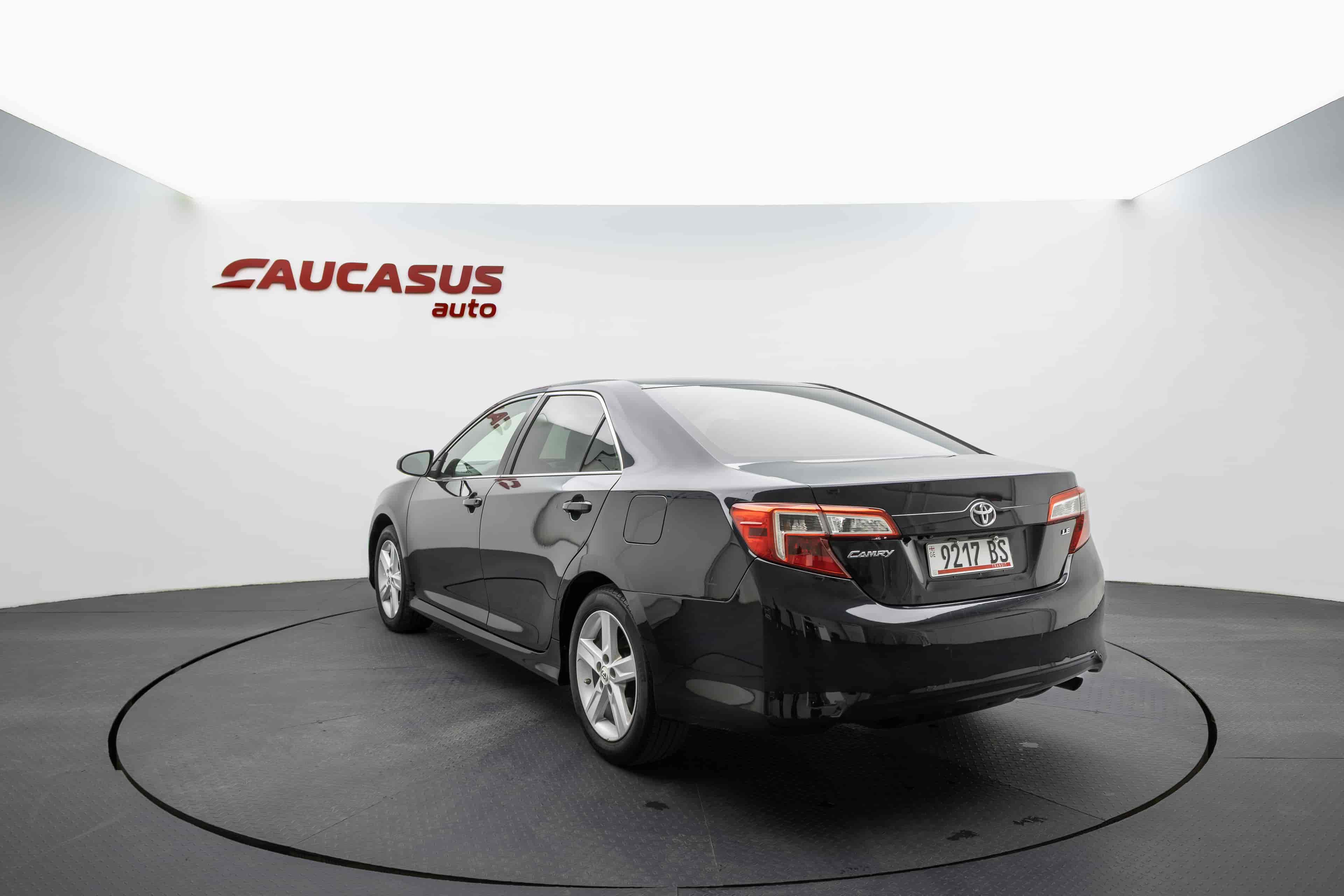 TOYOTA Camry - 10