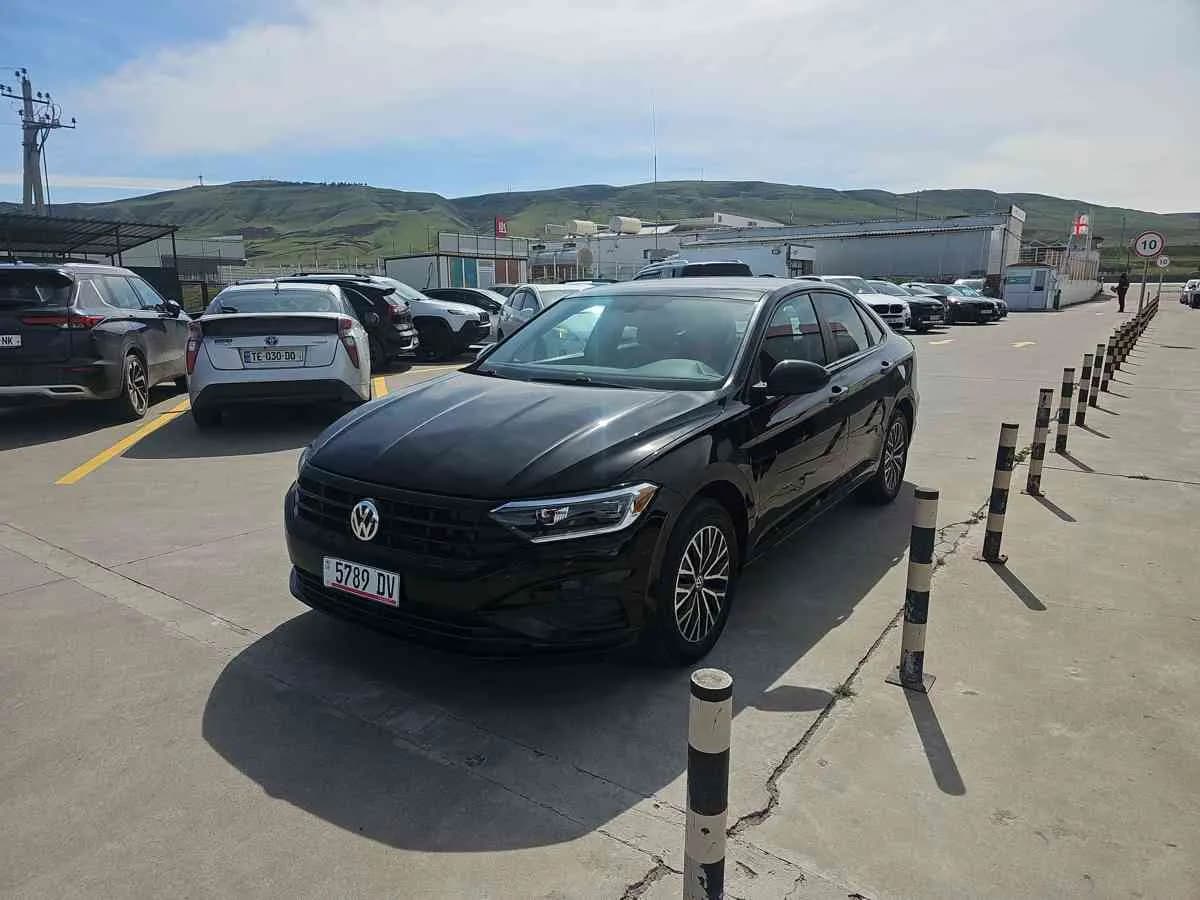 VOLKSWAGEN Jetta - 1