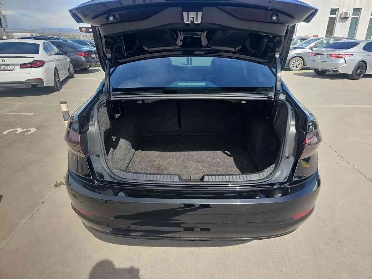 VOLKSWAGEN Jetta - 7