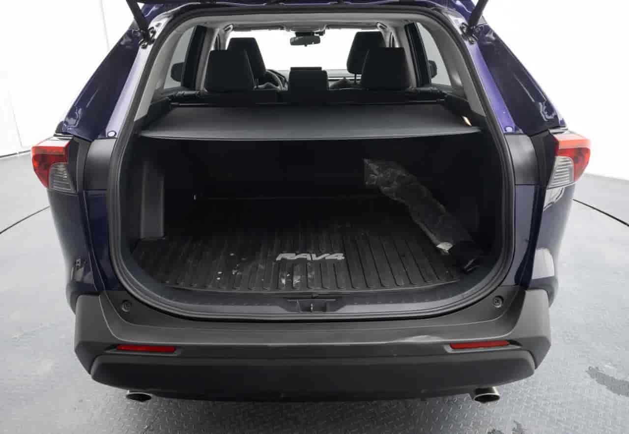 TOYOTA RAV4 - 7