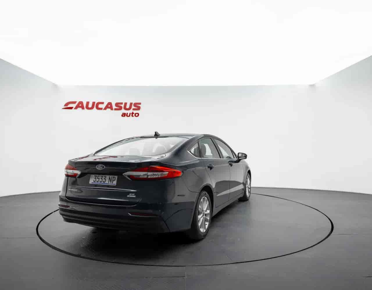 FORD Fusion - 4