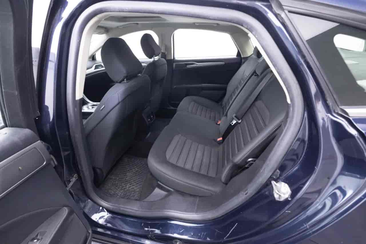 FORD Fusion - 8