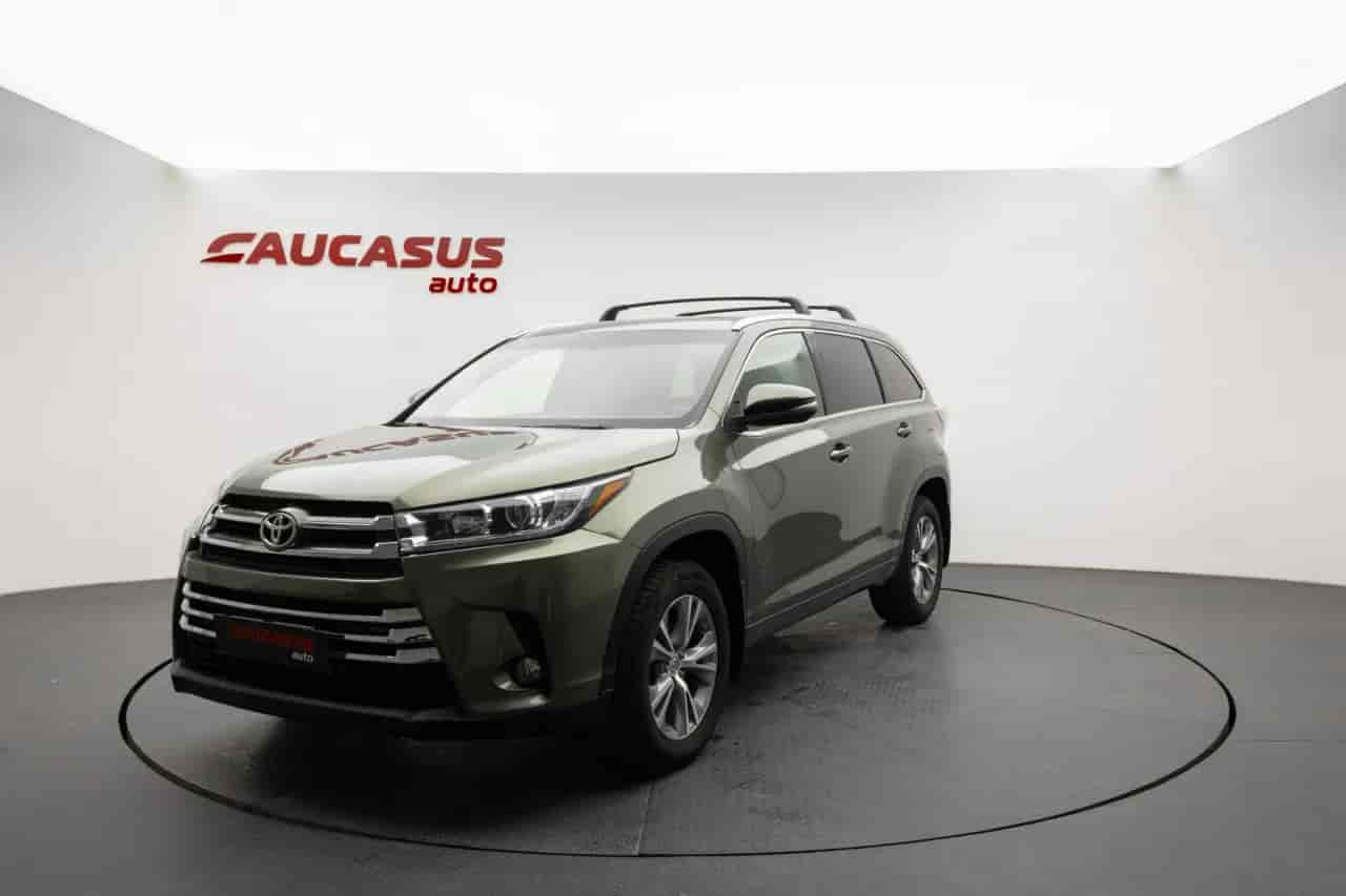 TOYOTA Highlander - 1