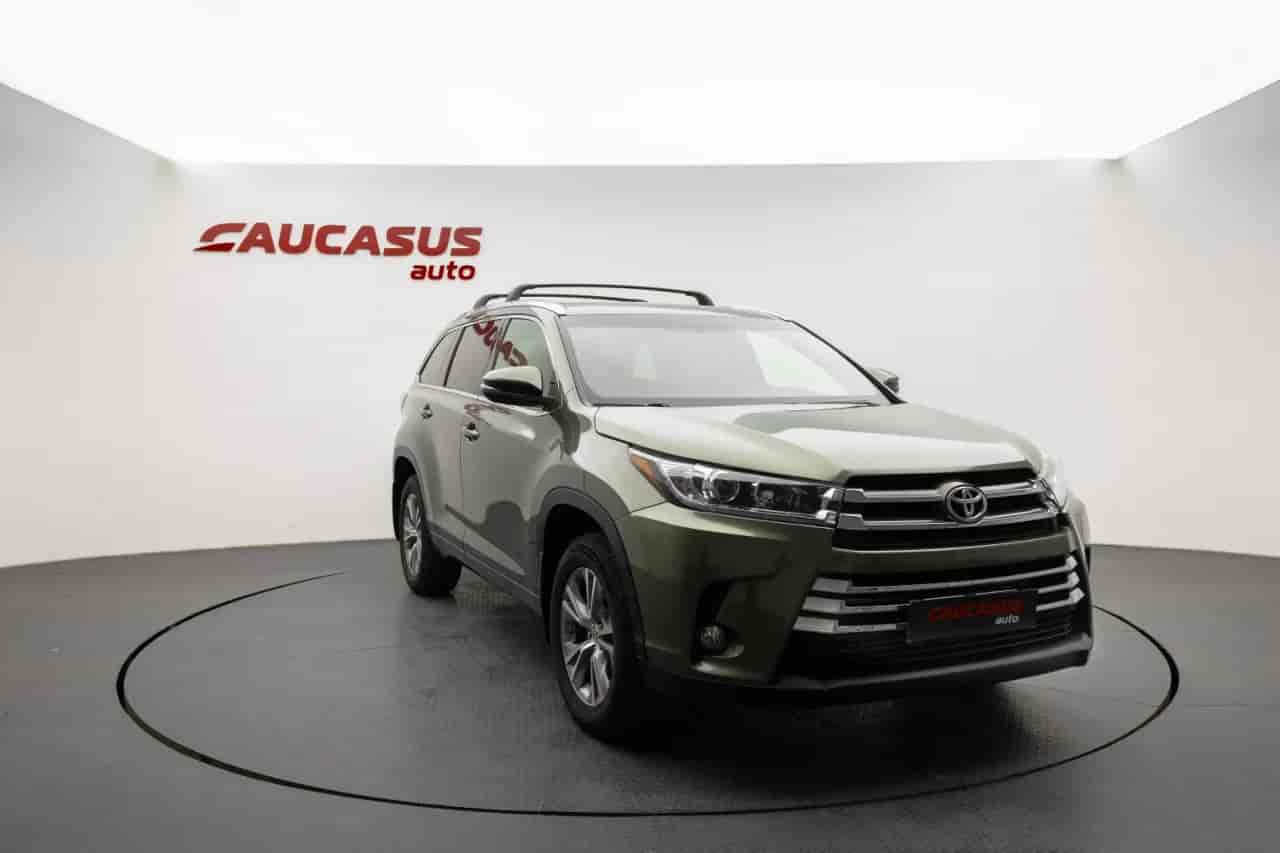 TOYOTA Highlander - 3