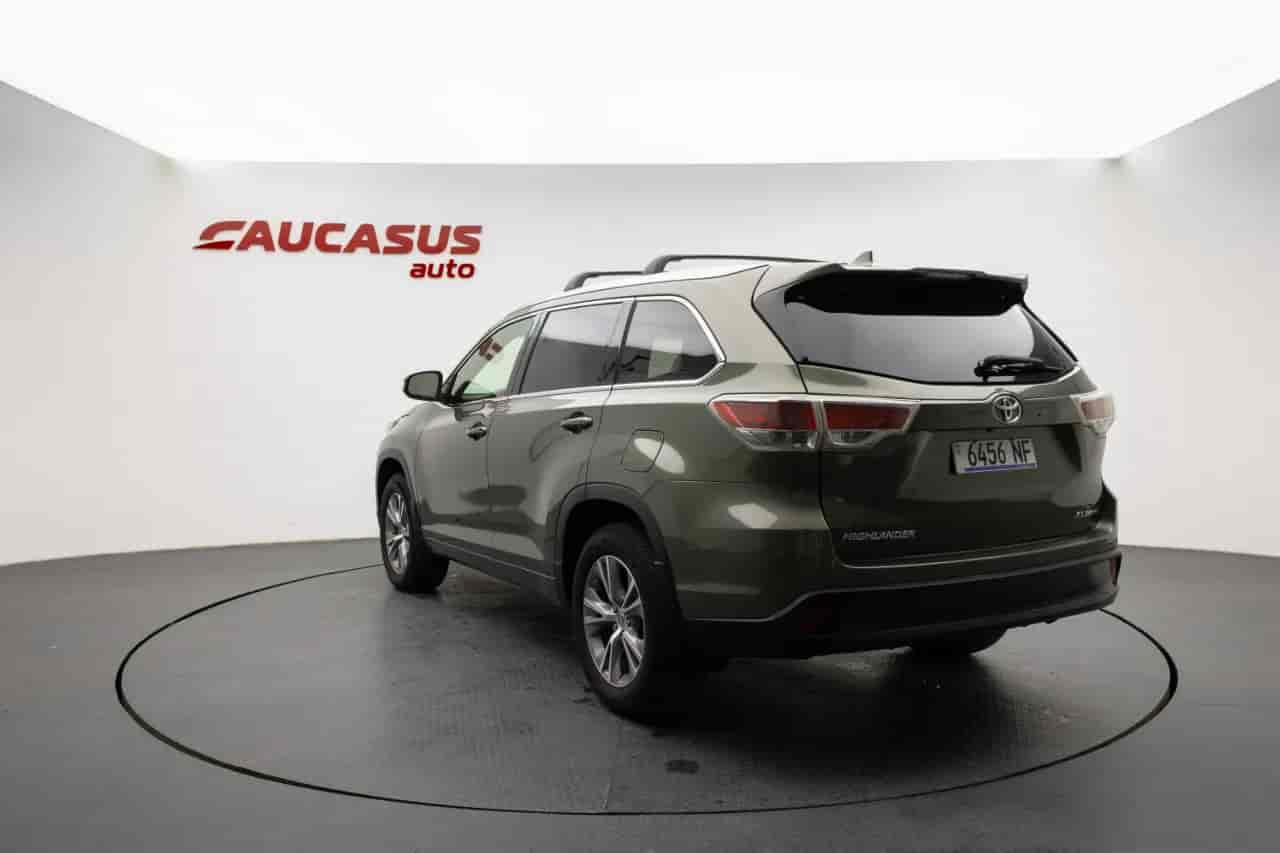 TOYOTA Highlander - 6