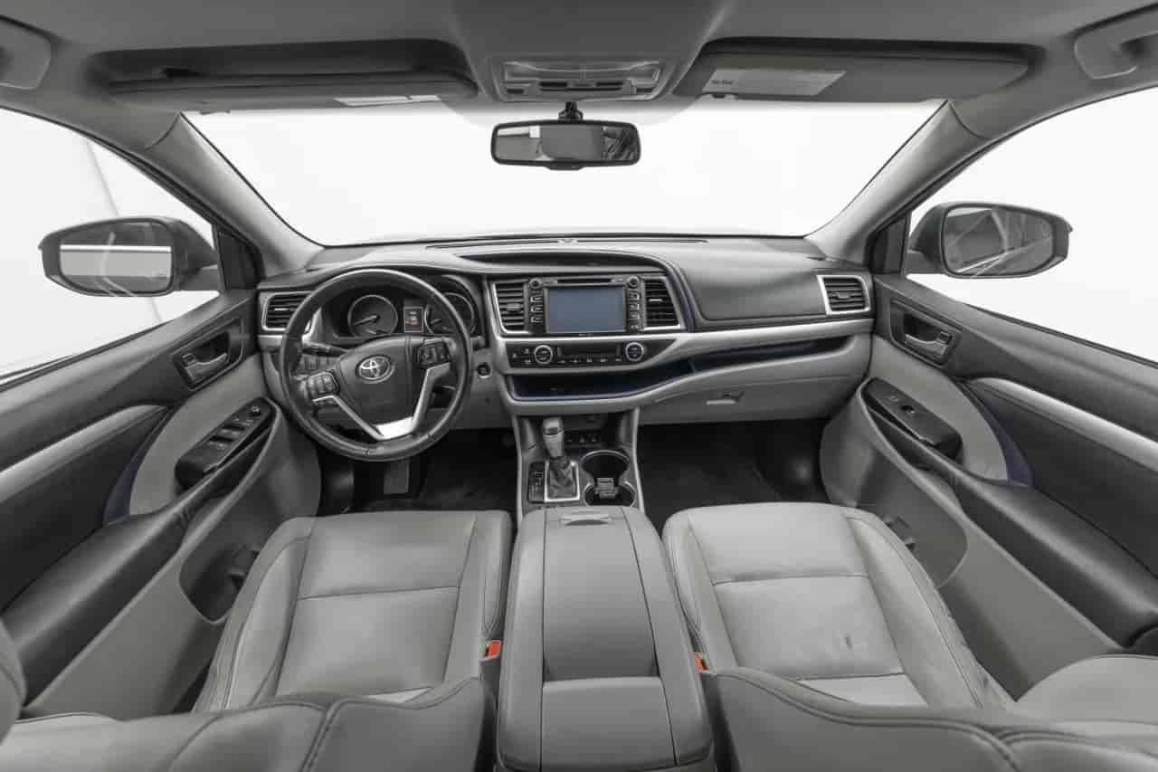 TOYOTA Highlander - 9