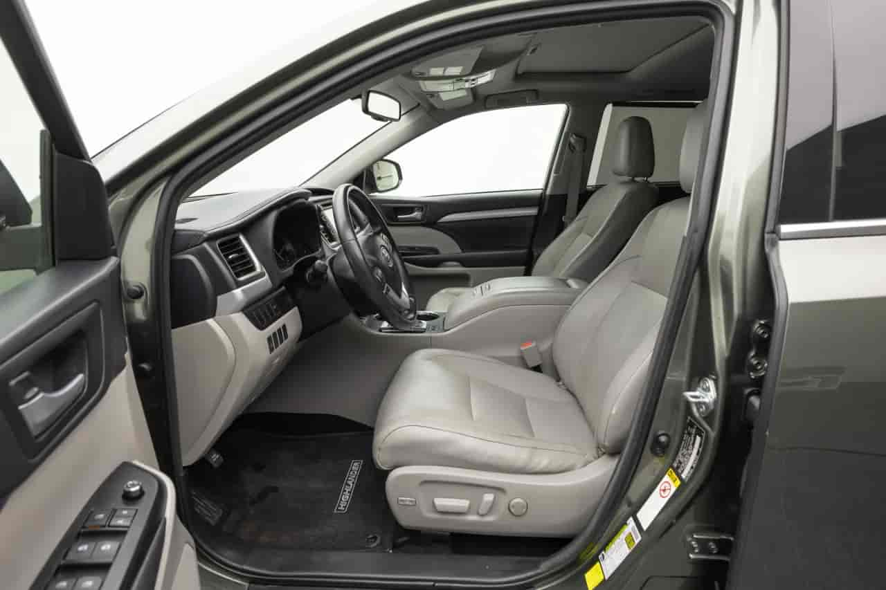 TOYOTA Highlander - 10