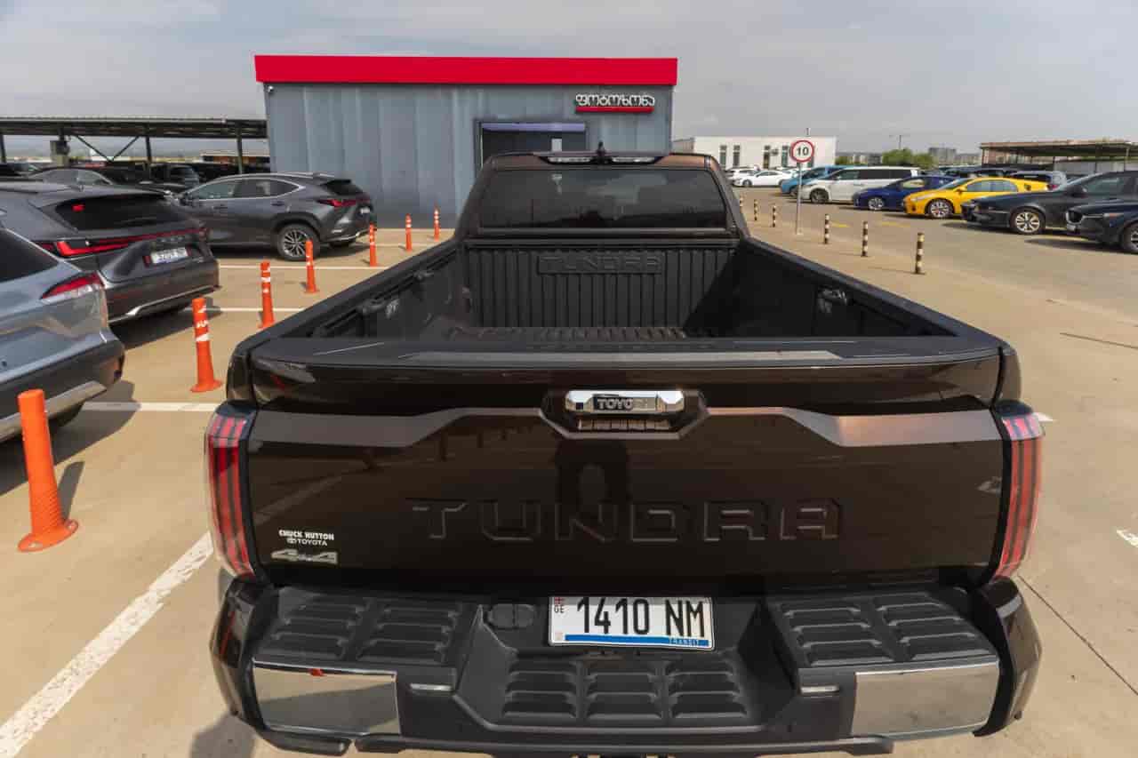 TOYOTA Tundra - 7