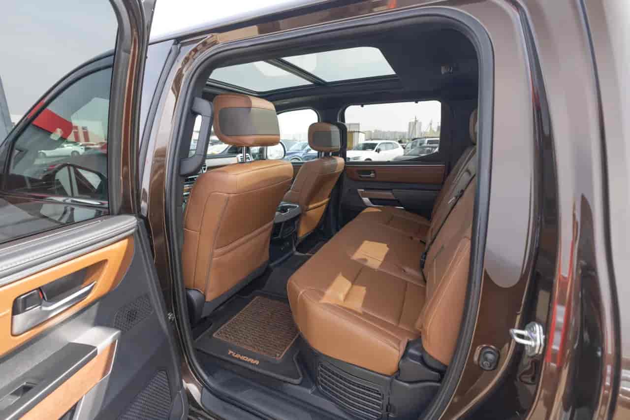 TOYOTA Tundra - 8
