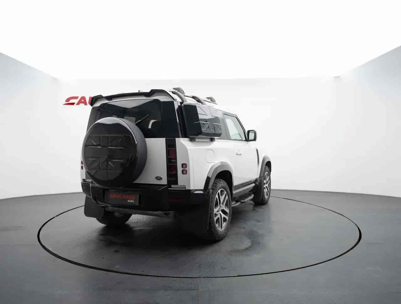 LAND ROVER Defender - 4