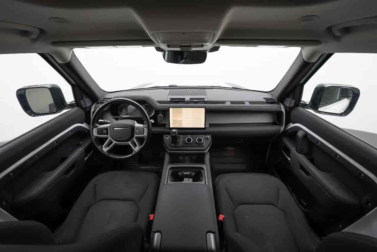 LAND ROVER Defender - 7