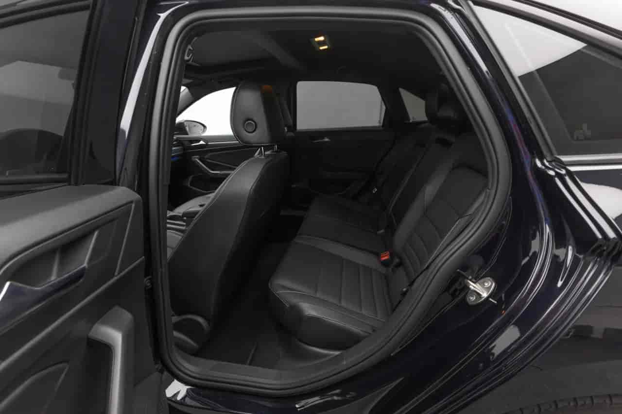 VOLKSWAGEN Jetta - 8