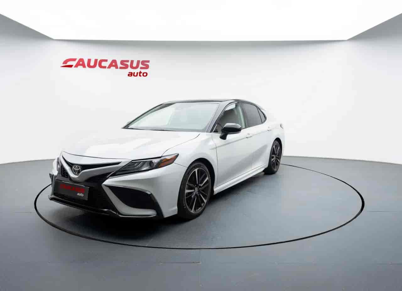 TOYOTA Camry - 1