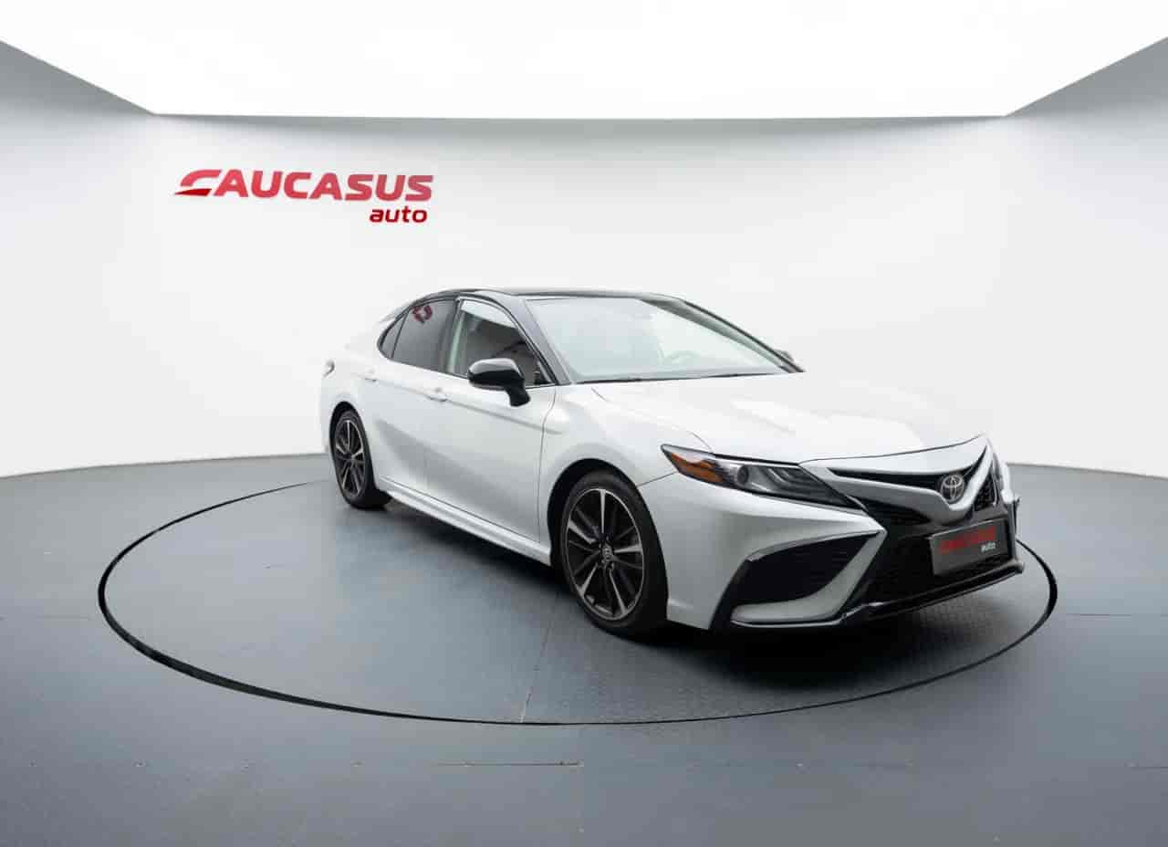 TOYOTA Camry - 3