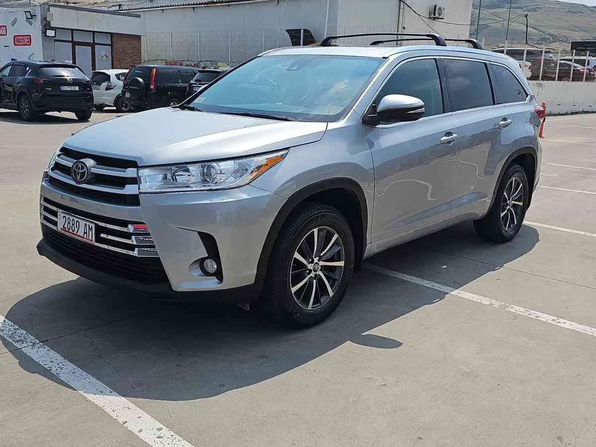 TOYOTA Highlander - 1