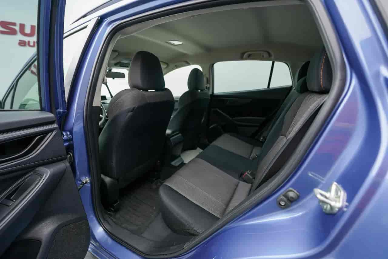 SUBARU Crosstrek - 8