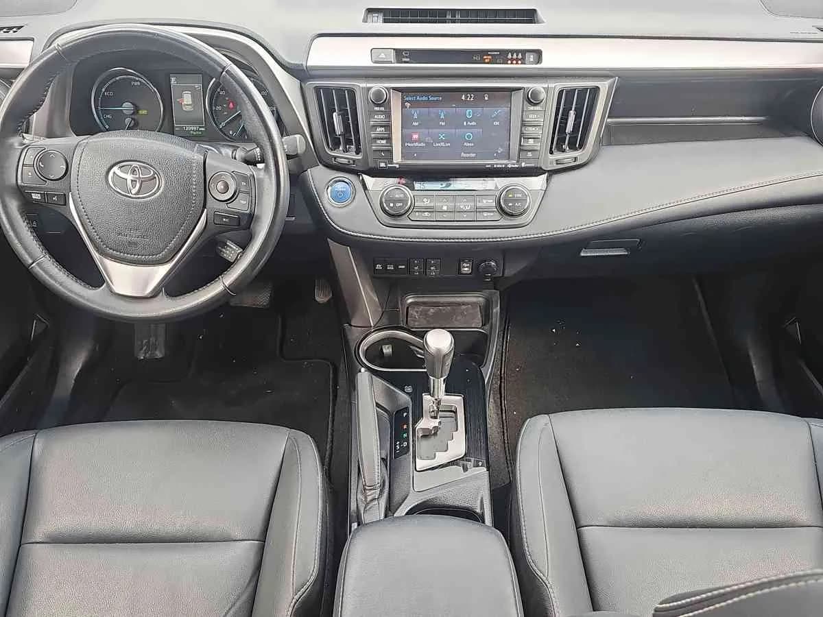 TOYOTA RAV4 - 8