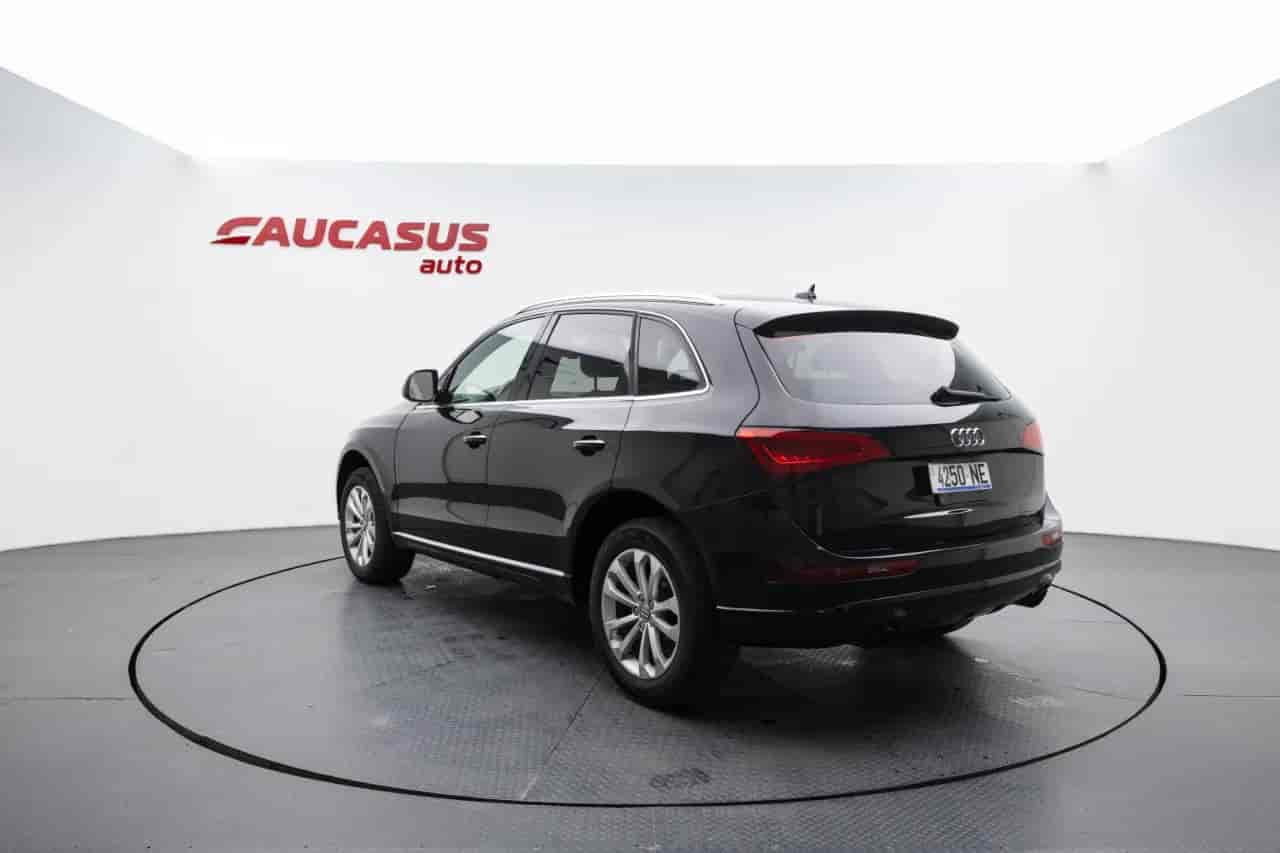 AUDI Q5 - 6
