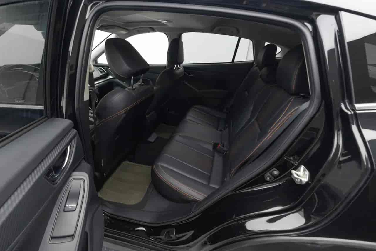 SUBARU Crosstrek - 8
