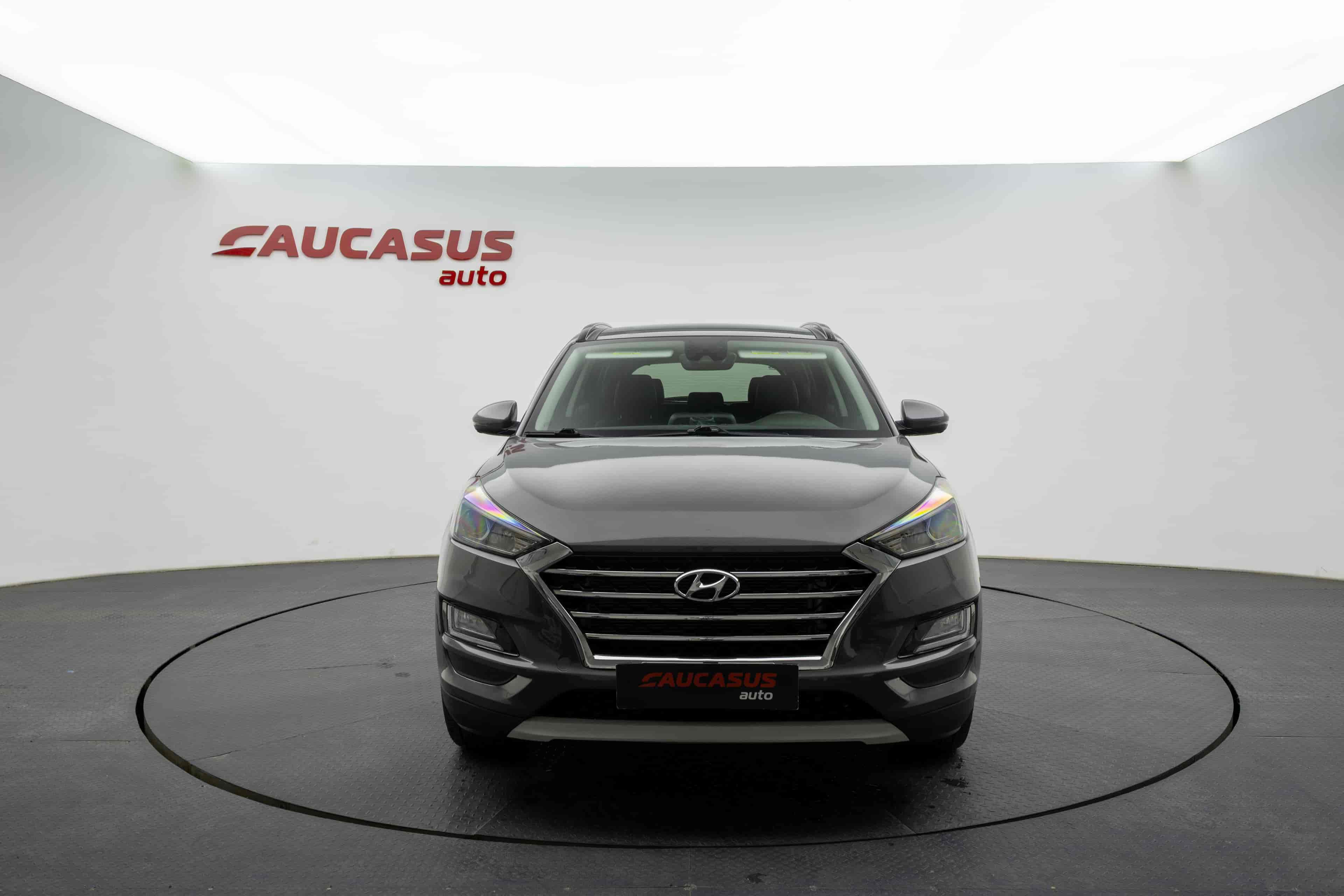 HYUNDAI Tucson - 2