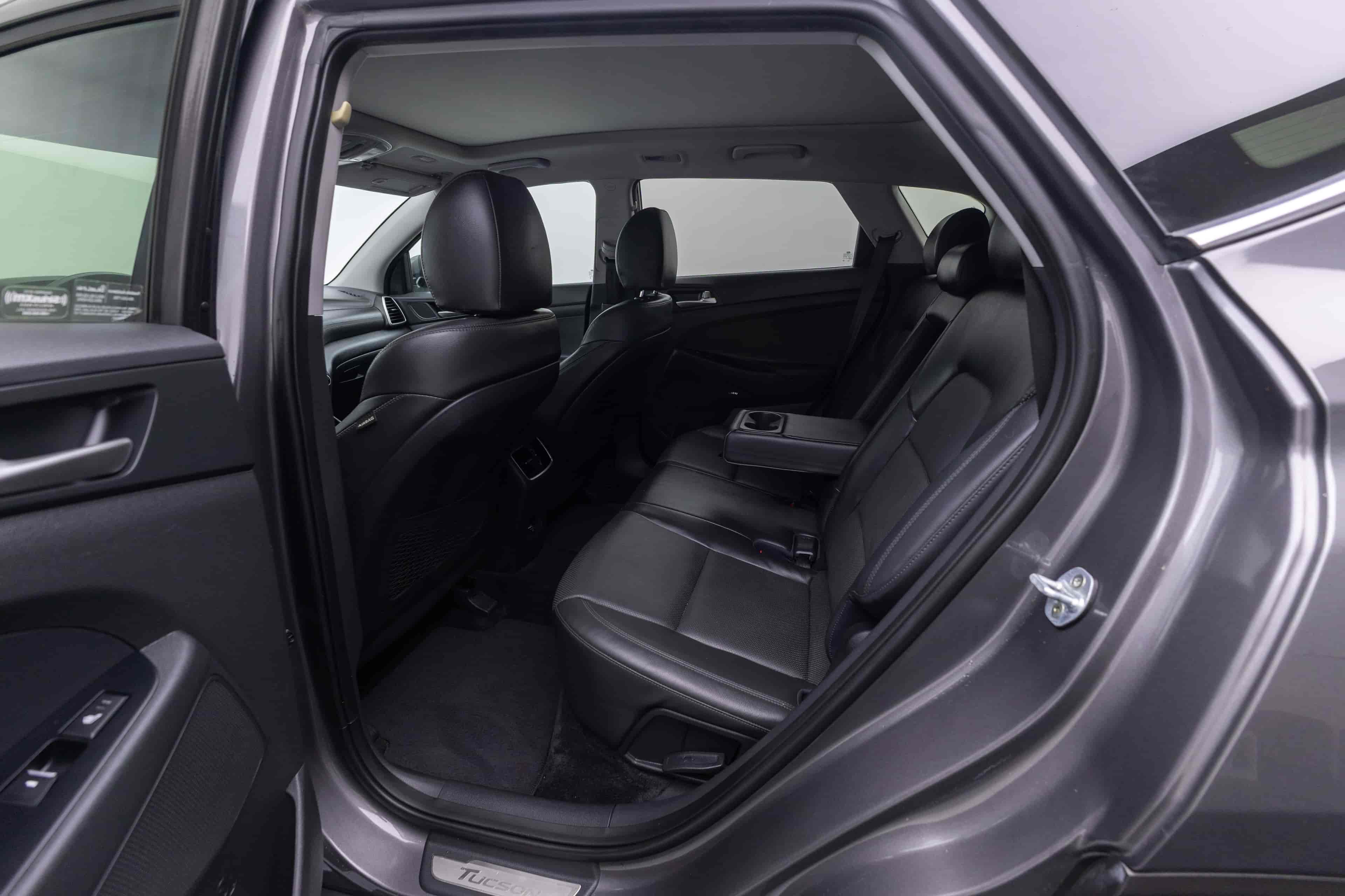 HYUNDAI Tucson - 8