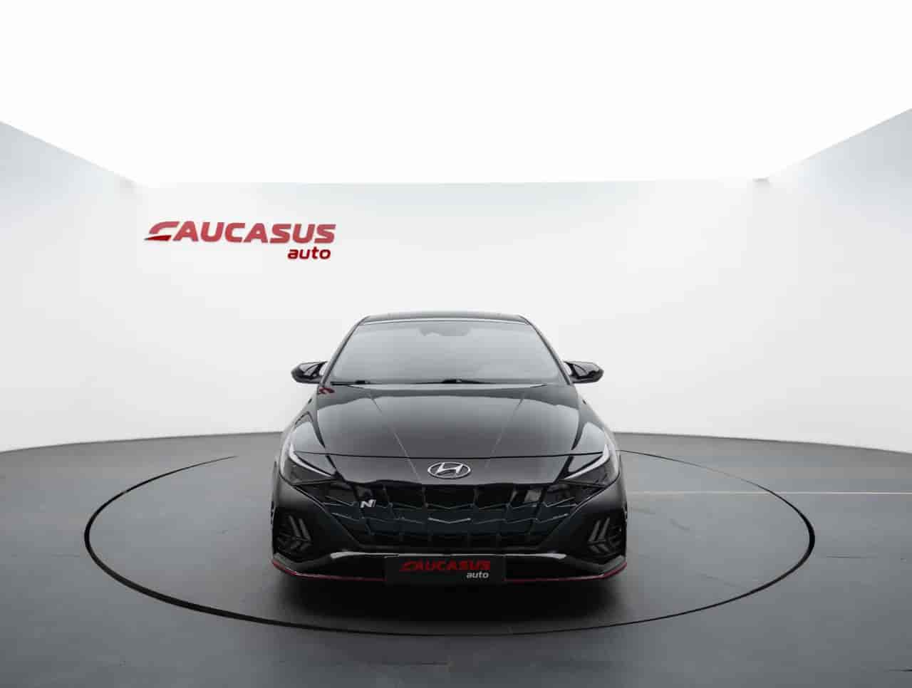 HYUNDAI Elantra - 2