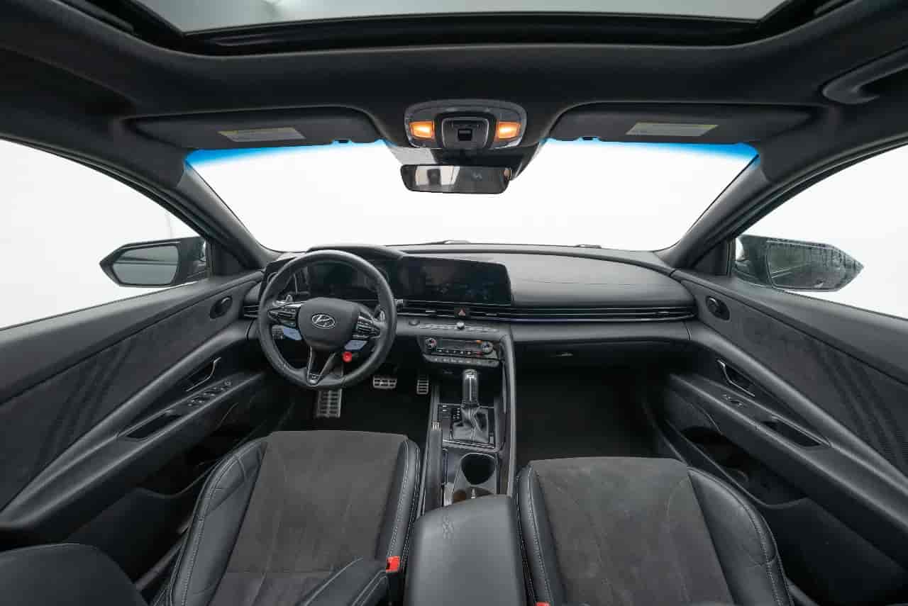 HYUNDAI Elantra - 9