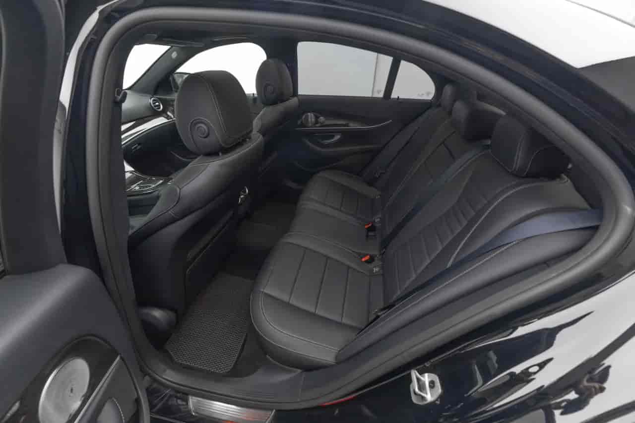MERCEDES-BENZ E-Class - 8