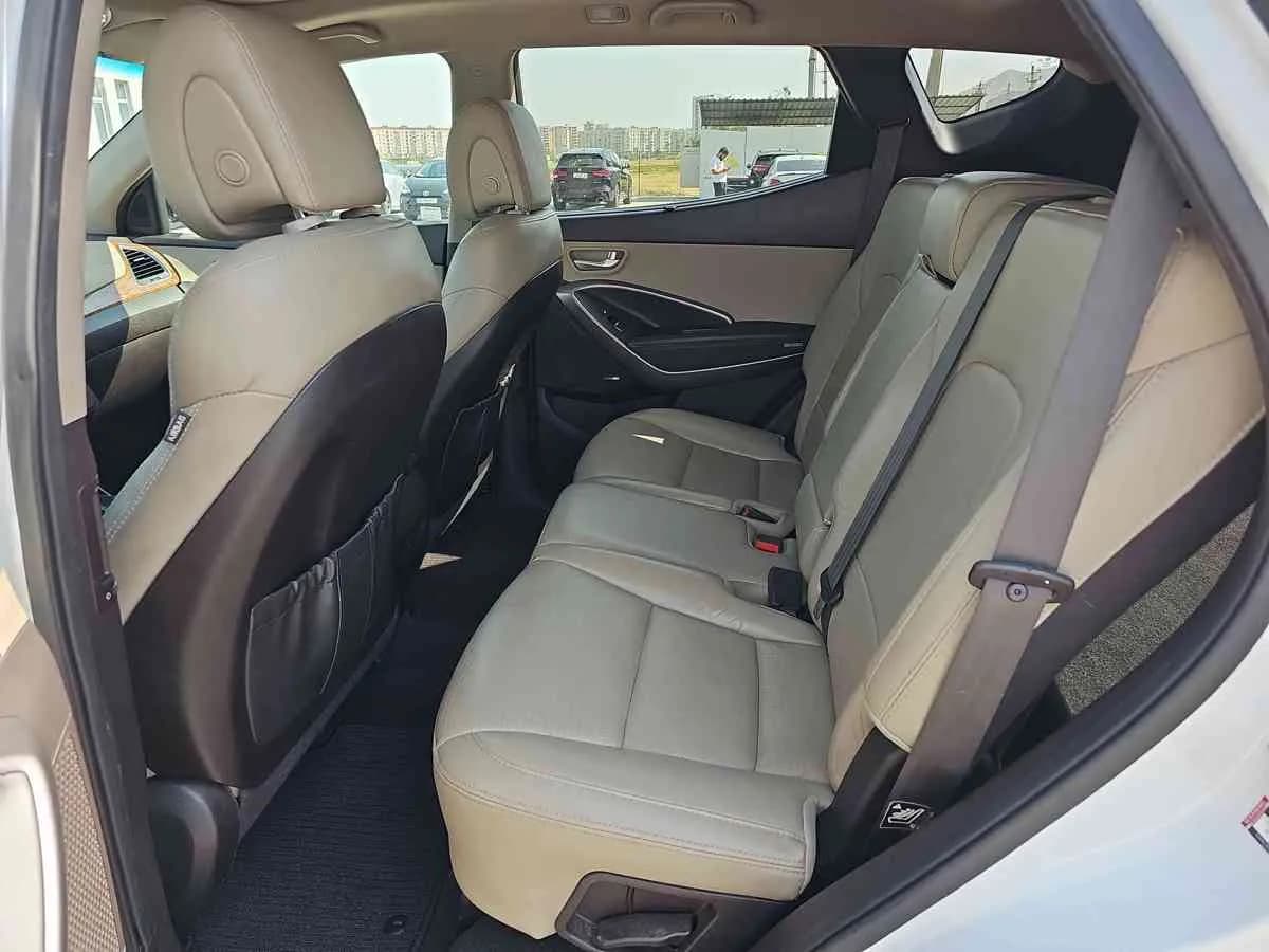 HYUNDAI Santa Fe Sport - 7