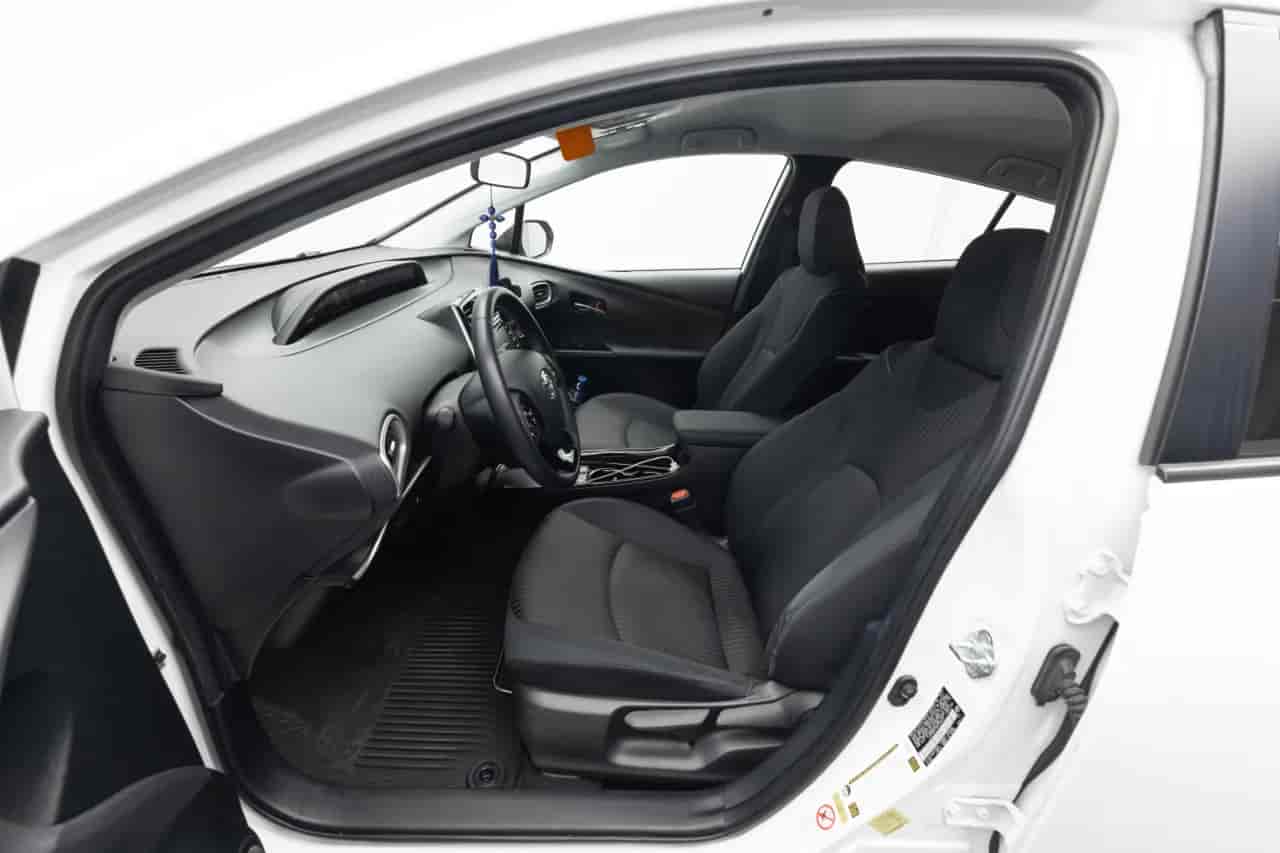 TOYOTA Prius - 10