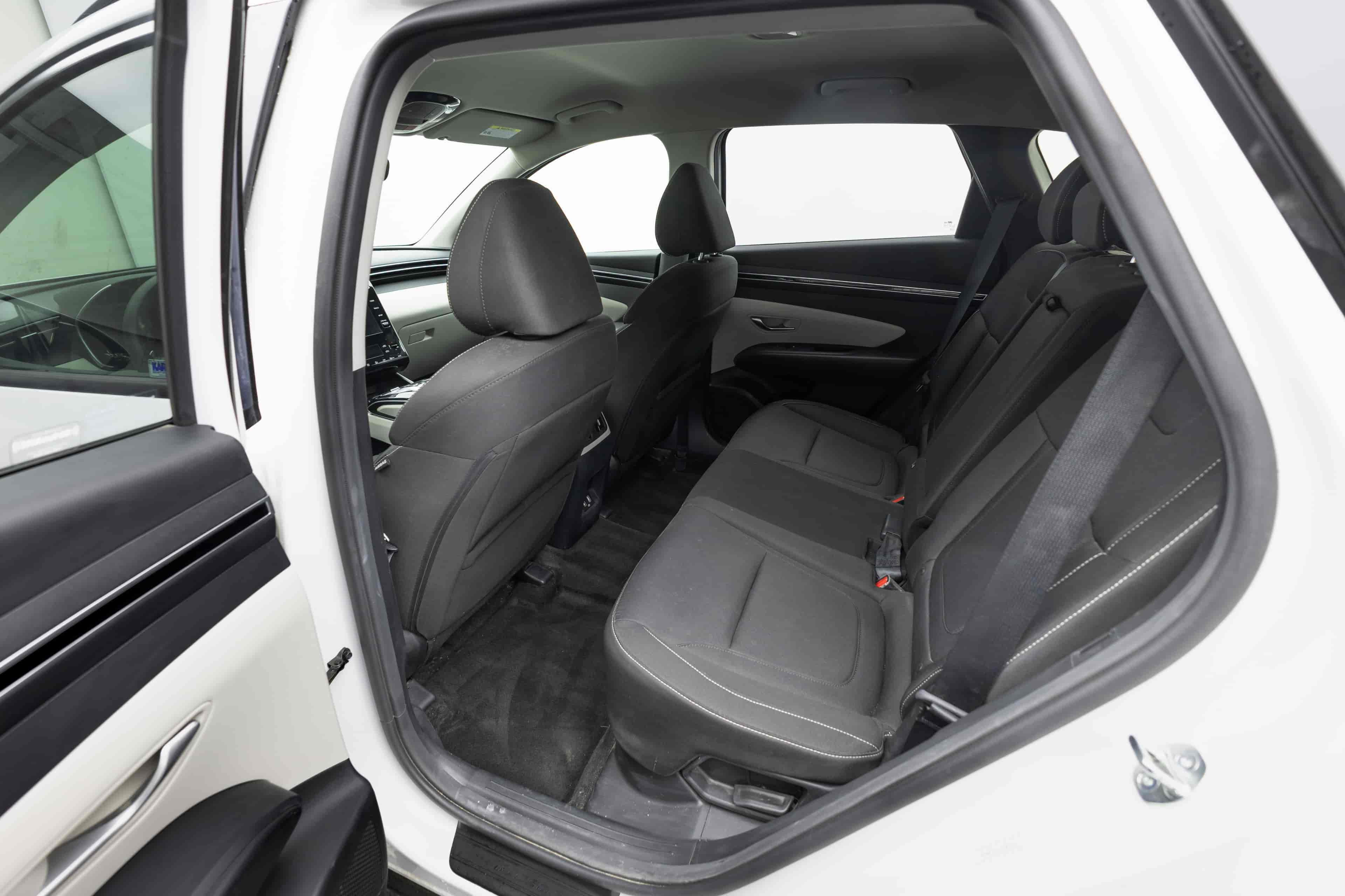 HYUNDAI Tucson - 2