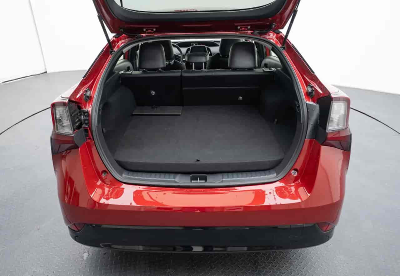 TOYOTA Prius - 7