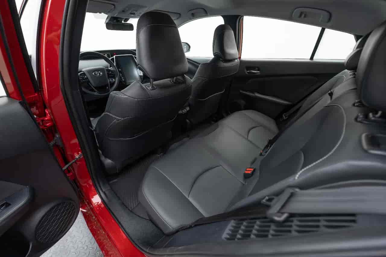TOYOTA Prius - 8