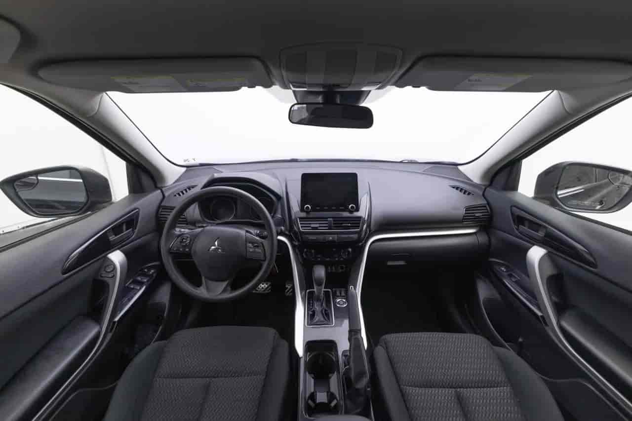 MITSUBISHI Eclipse Cross - 9