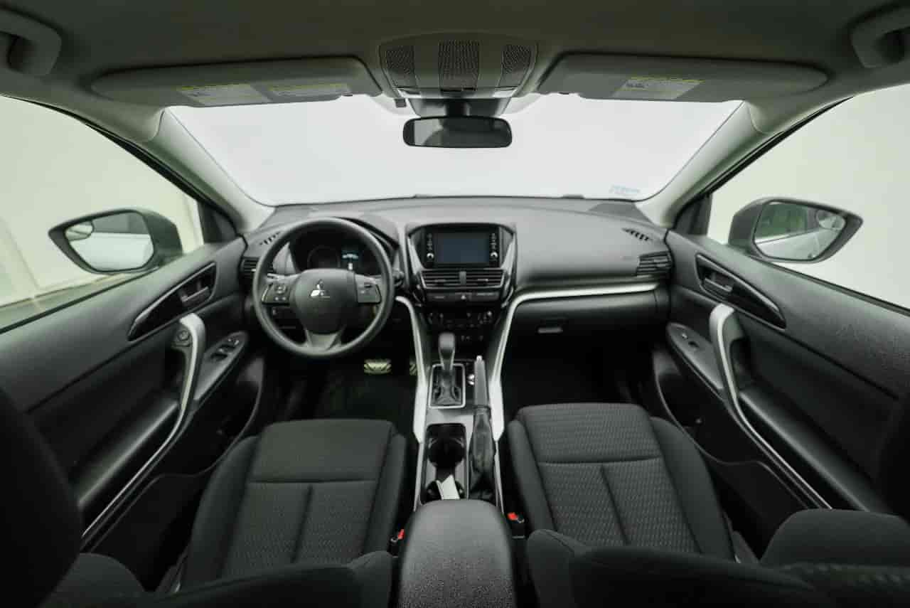 MITSUBISHI Eclipse Cross - 9