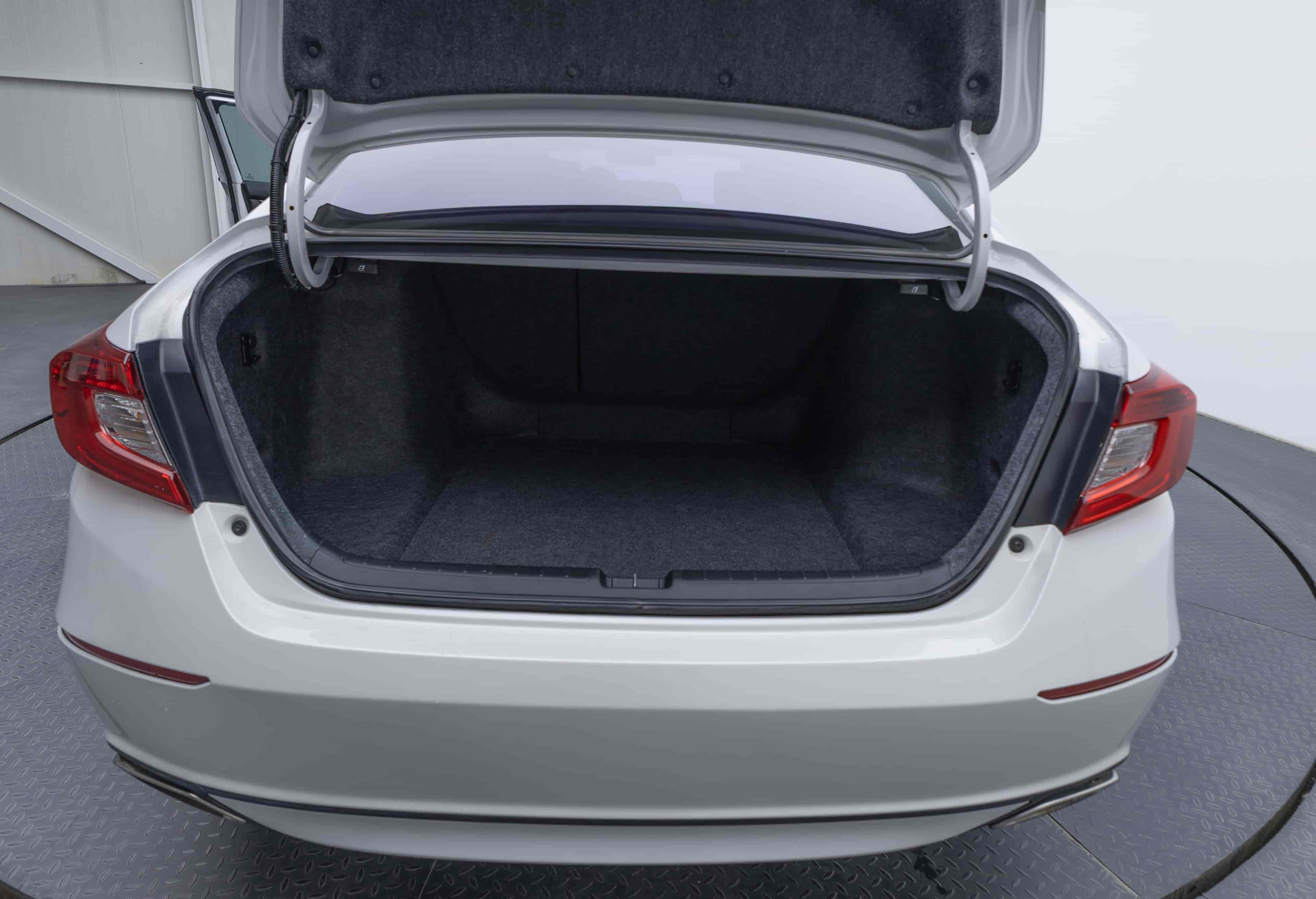 HONDA Accord - 10