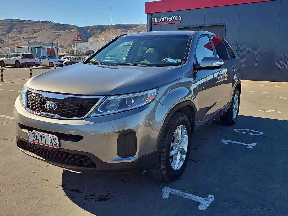 KIA Sorento - 1