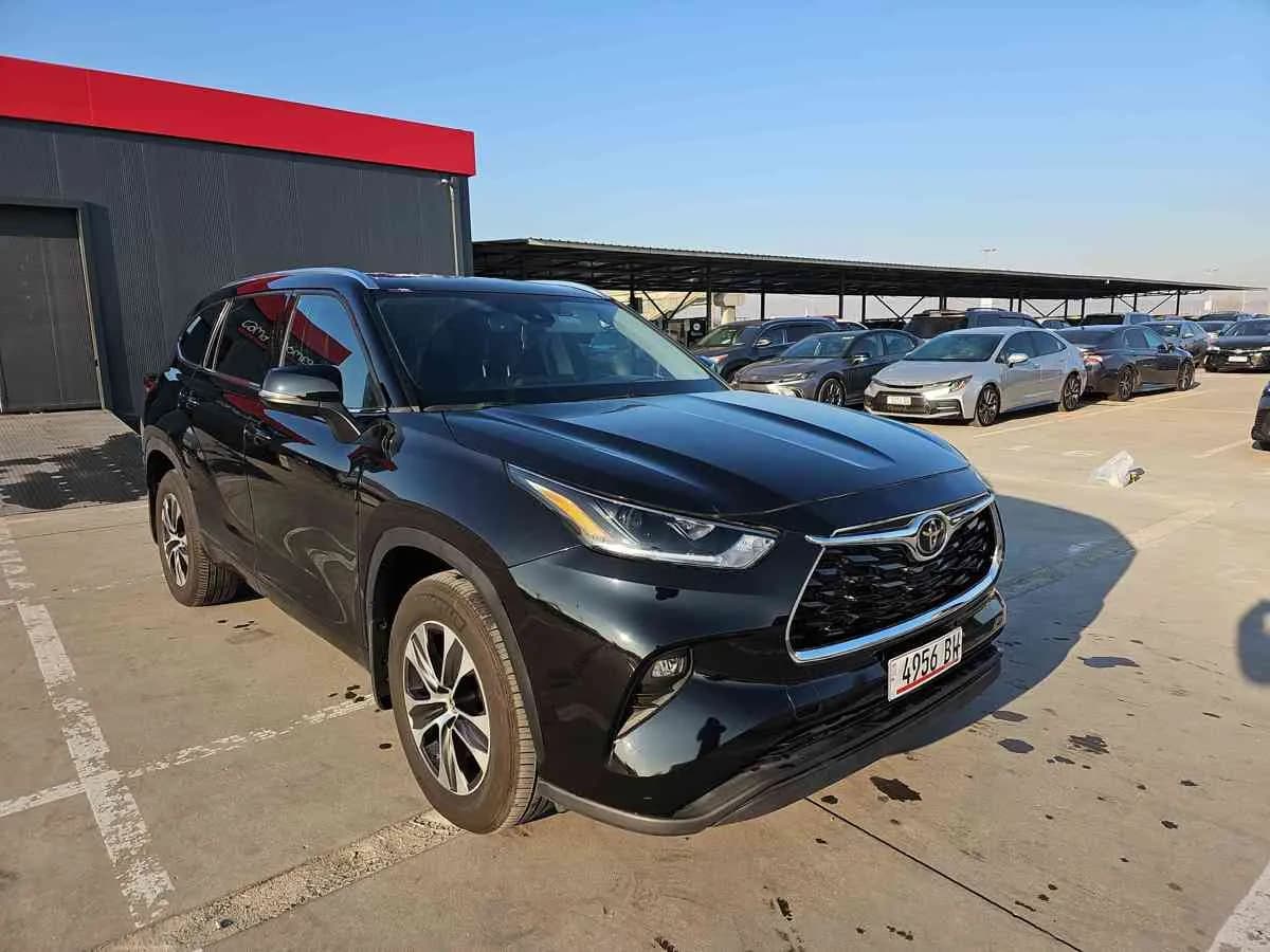 TOYOTA Highlander - 3