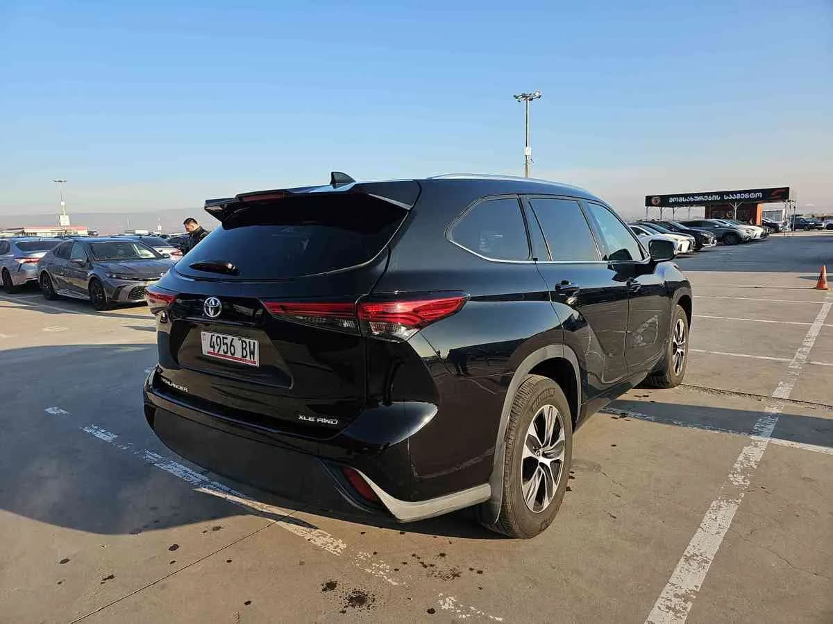 TOYOTA Highlander - 7