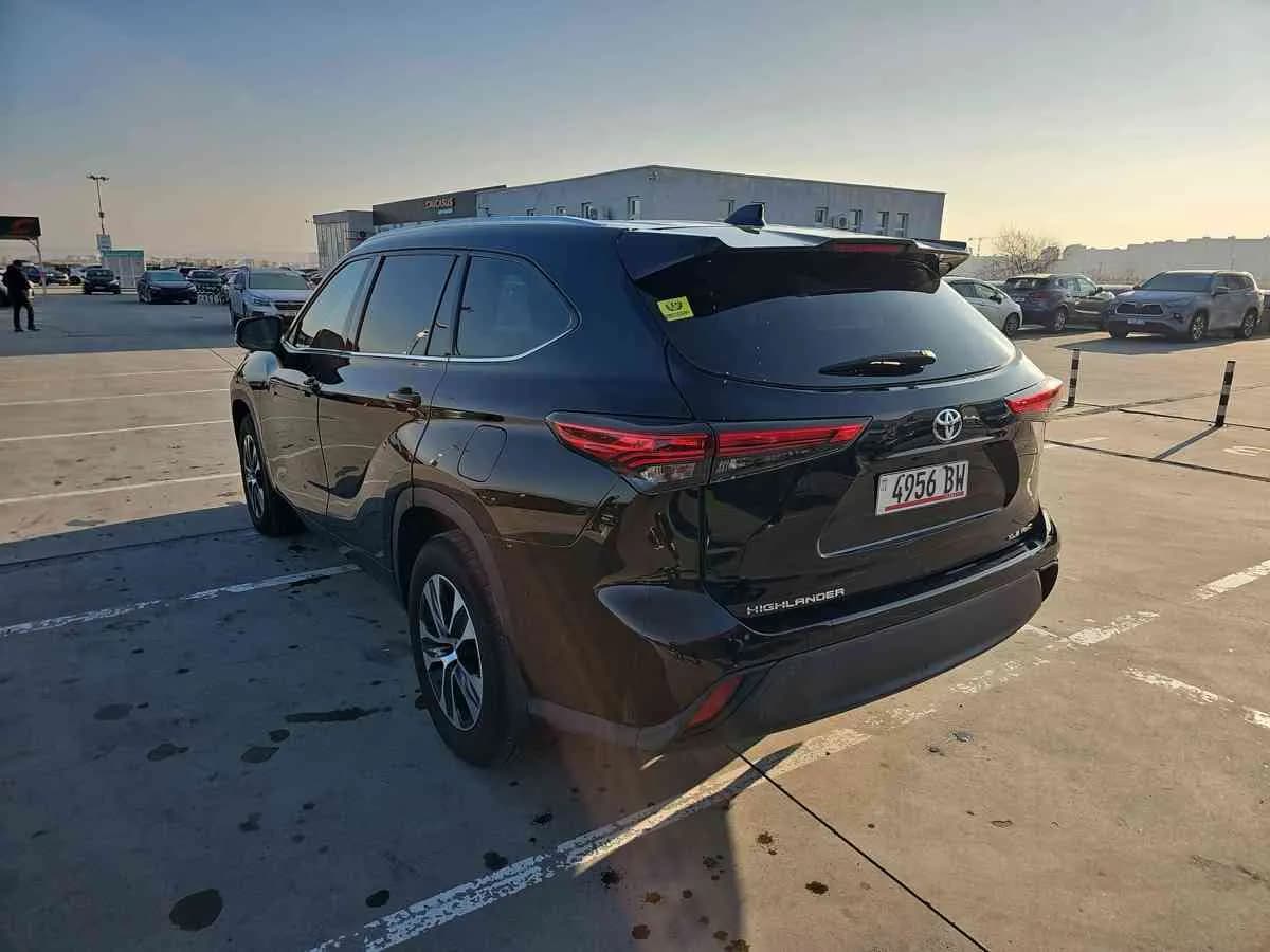 TOYOTA Highlander - 10