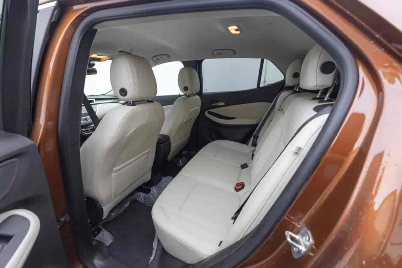 BUICK Encore GX - 8