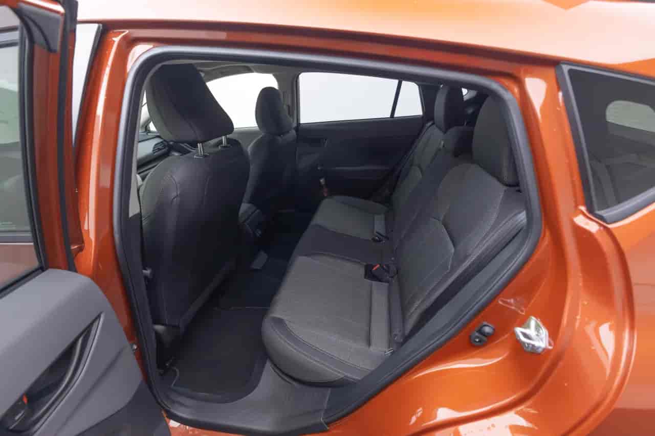 SUBARU Crosstrek - 8