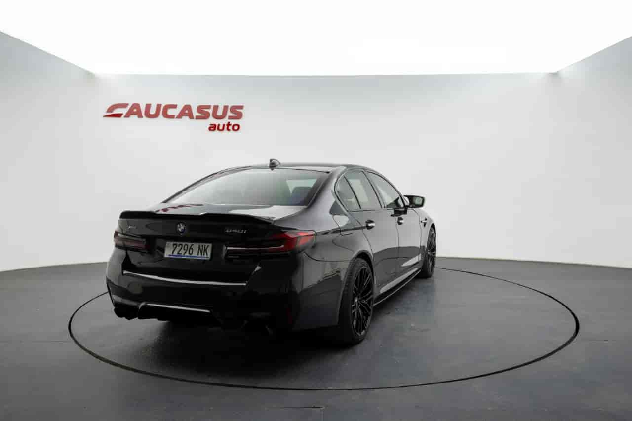 BMW 540i - 4